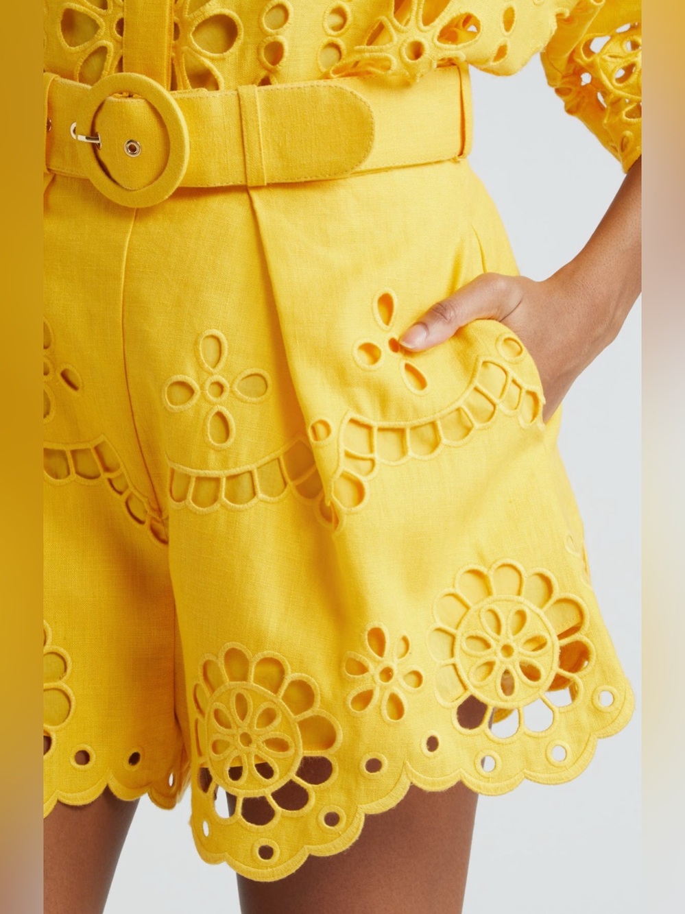 NWT $495 Zimmermann Pop Belted Embroidered Eyelet Linen Shorts Size AU 0 US 4